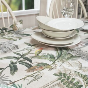 Kenya tablecloth - 135x135cm Photo 2